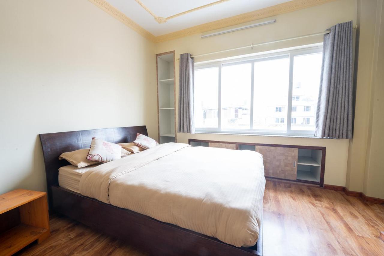 Shine Homestay Famille Francophone - Shine Home And Apartment Κατμαντού Εξωτερικό φωτογραφία