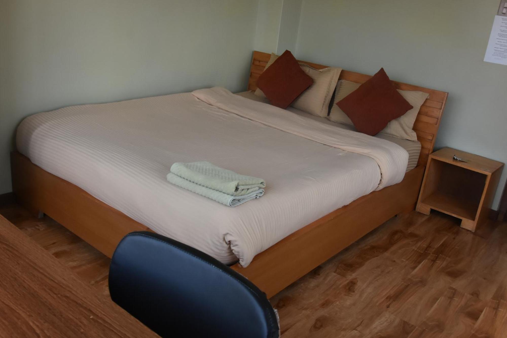 Shine Homestay Famille Francophone - Shine Home And Apartment Κατμαντού Εξωτερικό φωτογραφία