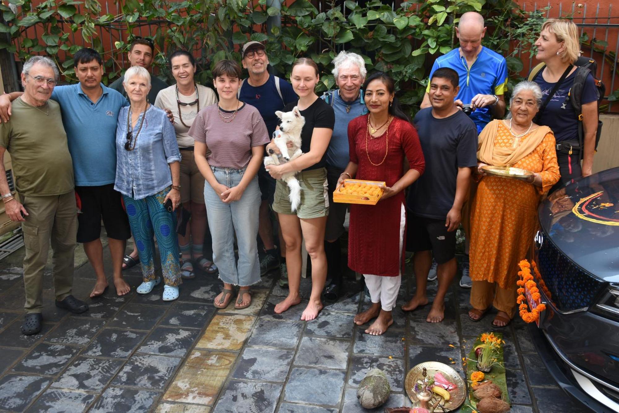 Shine Homestay Famille Francophone - Shine Home And Apartment Κατμαντού Εξωτερικό φωτογραφία