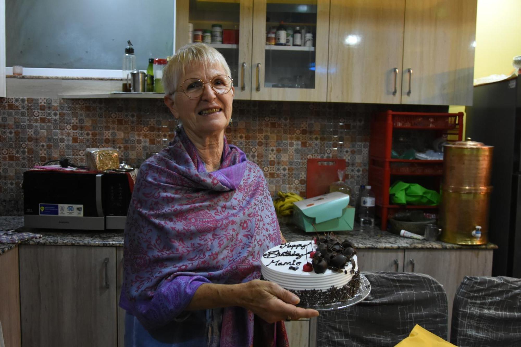 Shine Homestay Famille Francophone - Shine Home And Apartment Κατμαντού Εξωτερικό φωτογραφία