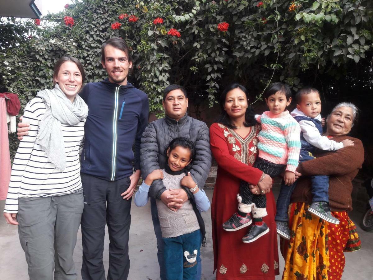 Shine Homestay Famille Francophone - Shine Home And Apartment Κατμαντού Εξωτερικό φωτογραφία